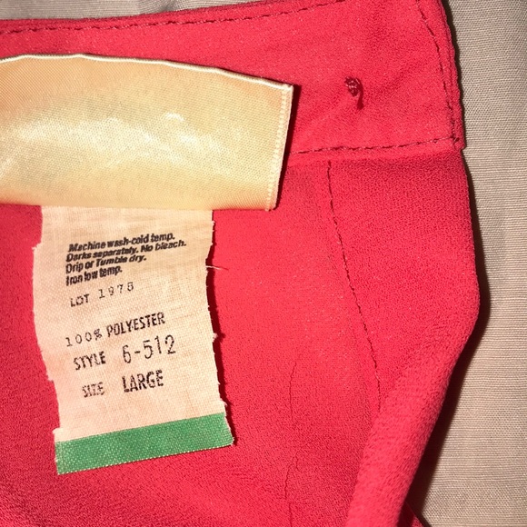 💎NWOT Flutter Sleeves Blouse💎 - Picture 7 of 8